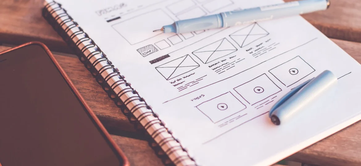 DIY VS. PROFESSIONAL: WHEN TO USE A WEBSITE BUILDER AND WHEN TO HIRE A WEB DEVELOPER